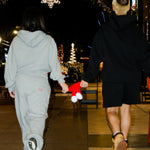 Shay(left) is 5'1 wearing small and Julian(right) is 5'4 wearing medium