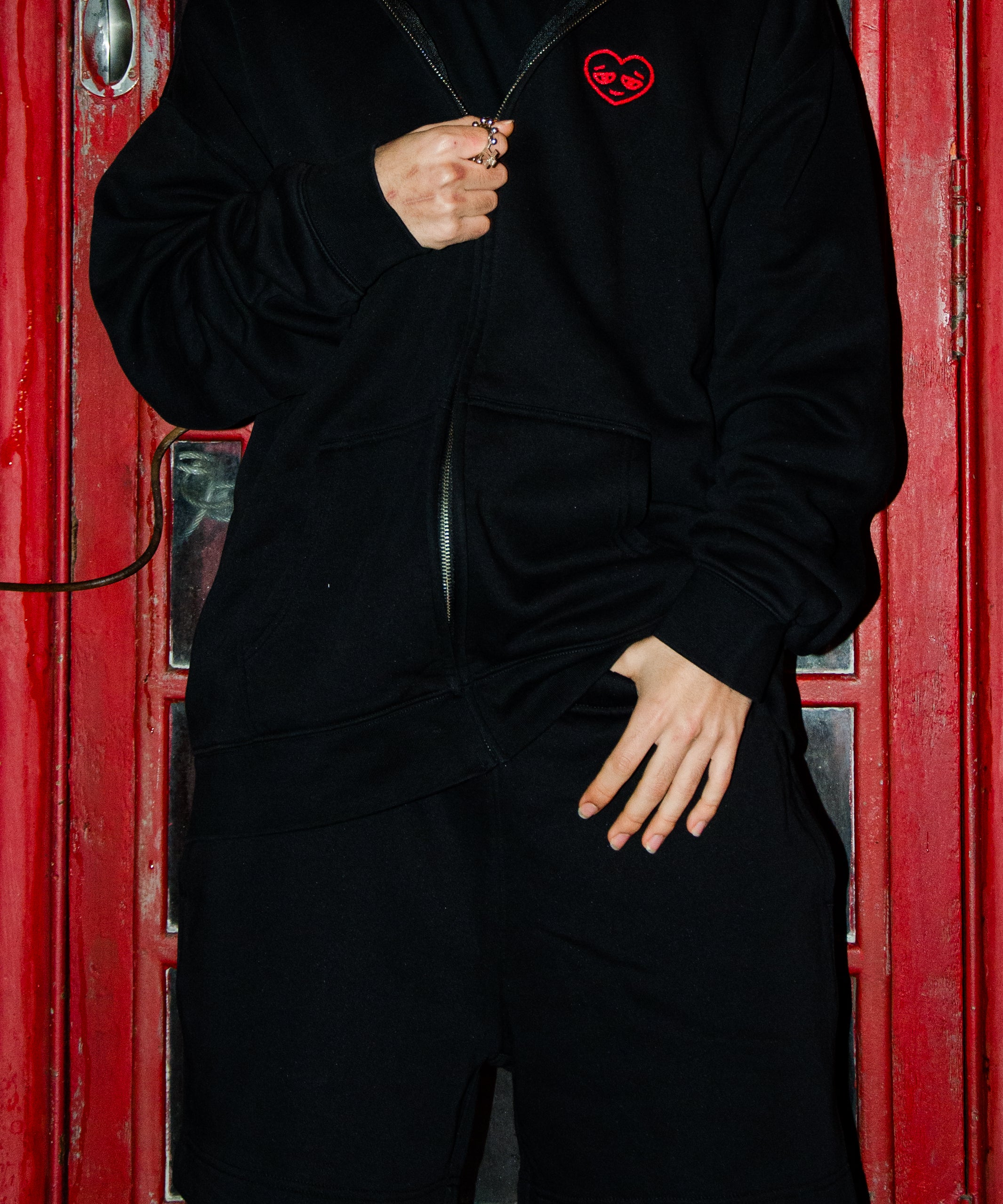 Danny is 5'5 wearing a medium