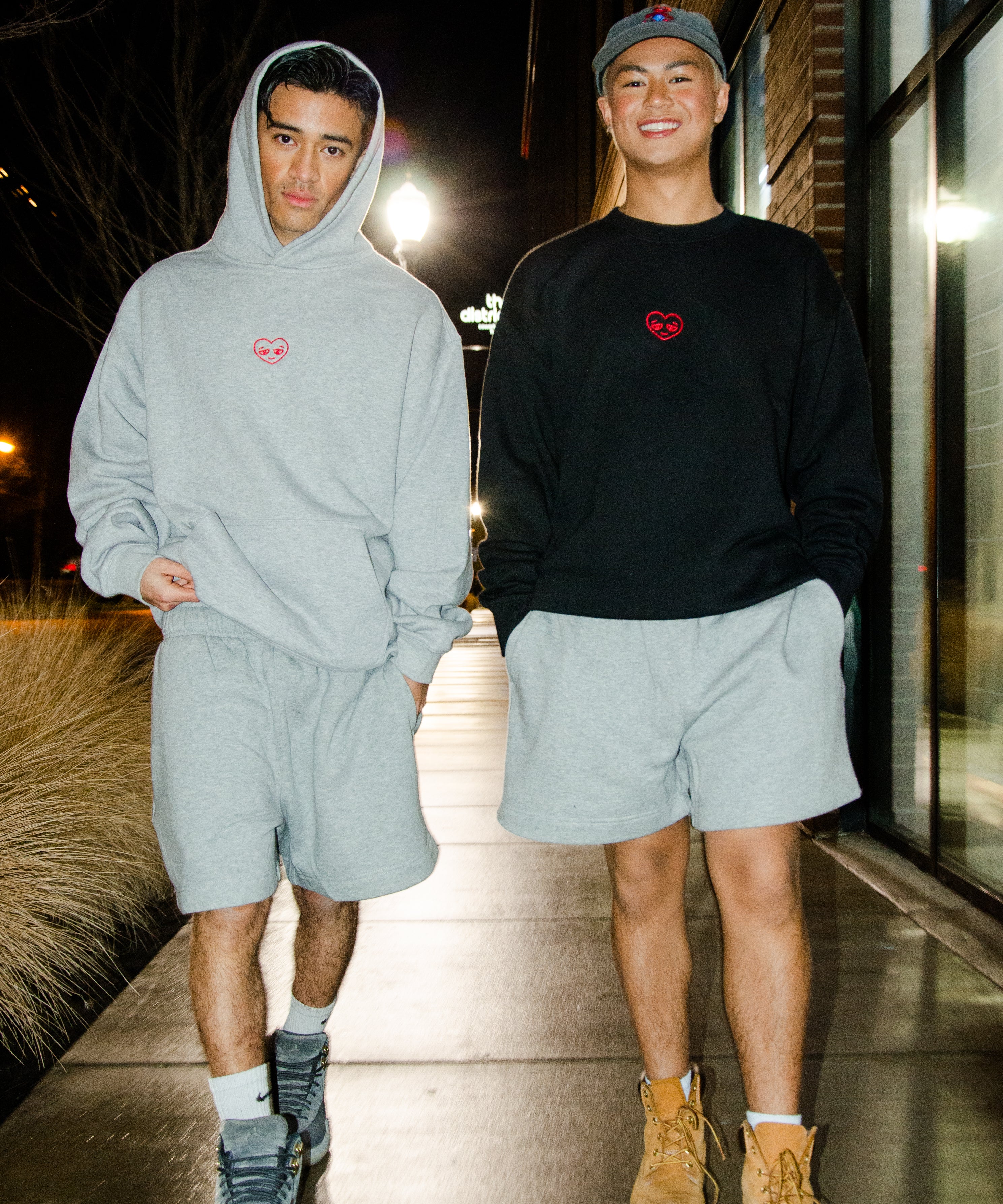 Danny(left) is 5'5 wearing medium and Julian(right) is wearing medium